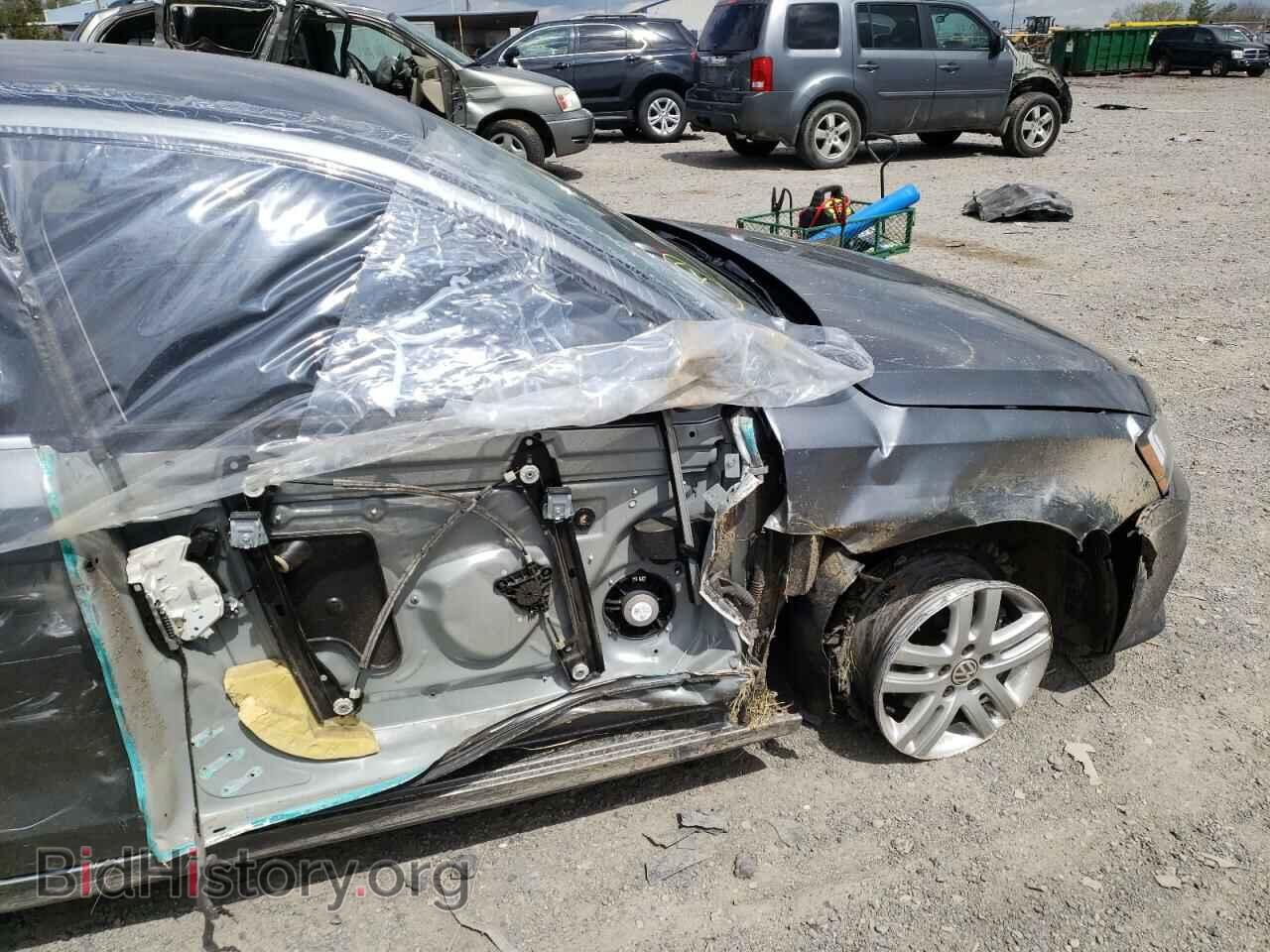 2017 VOLKSWAGEN JETTA - VIN: 3VW2B7AJ0HM371992 - Photo 9
