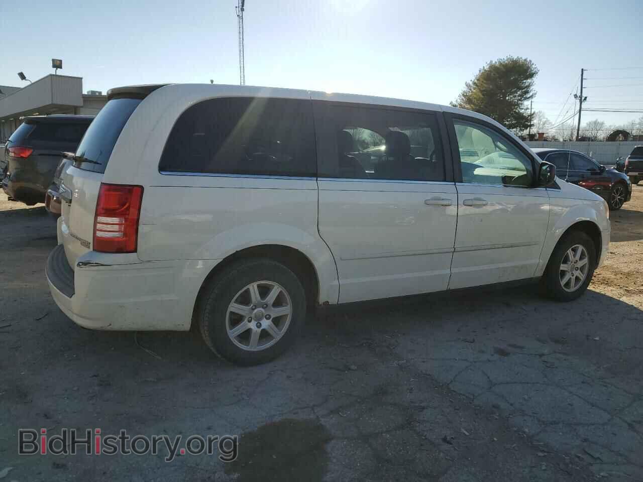 2010 CHRYSLER MINIVAN - VIN: 2A4RR2D13AR464137 - Фото 3