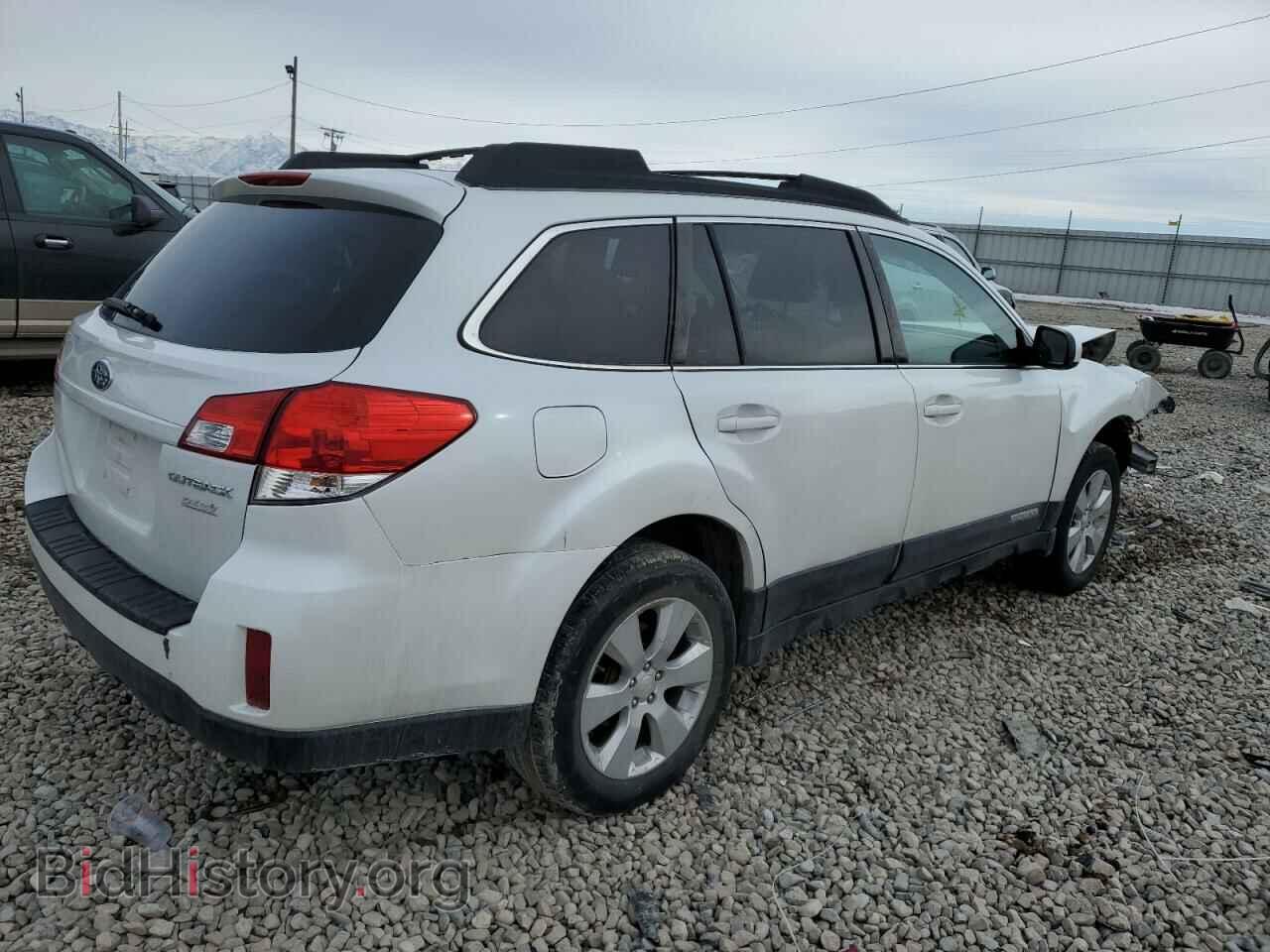 2011 SUBARU OUTBACK - VIN: 4S4BRBBC1B3380383 - Фото 3