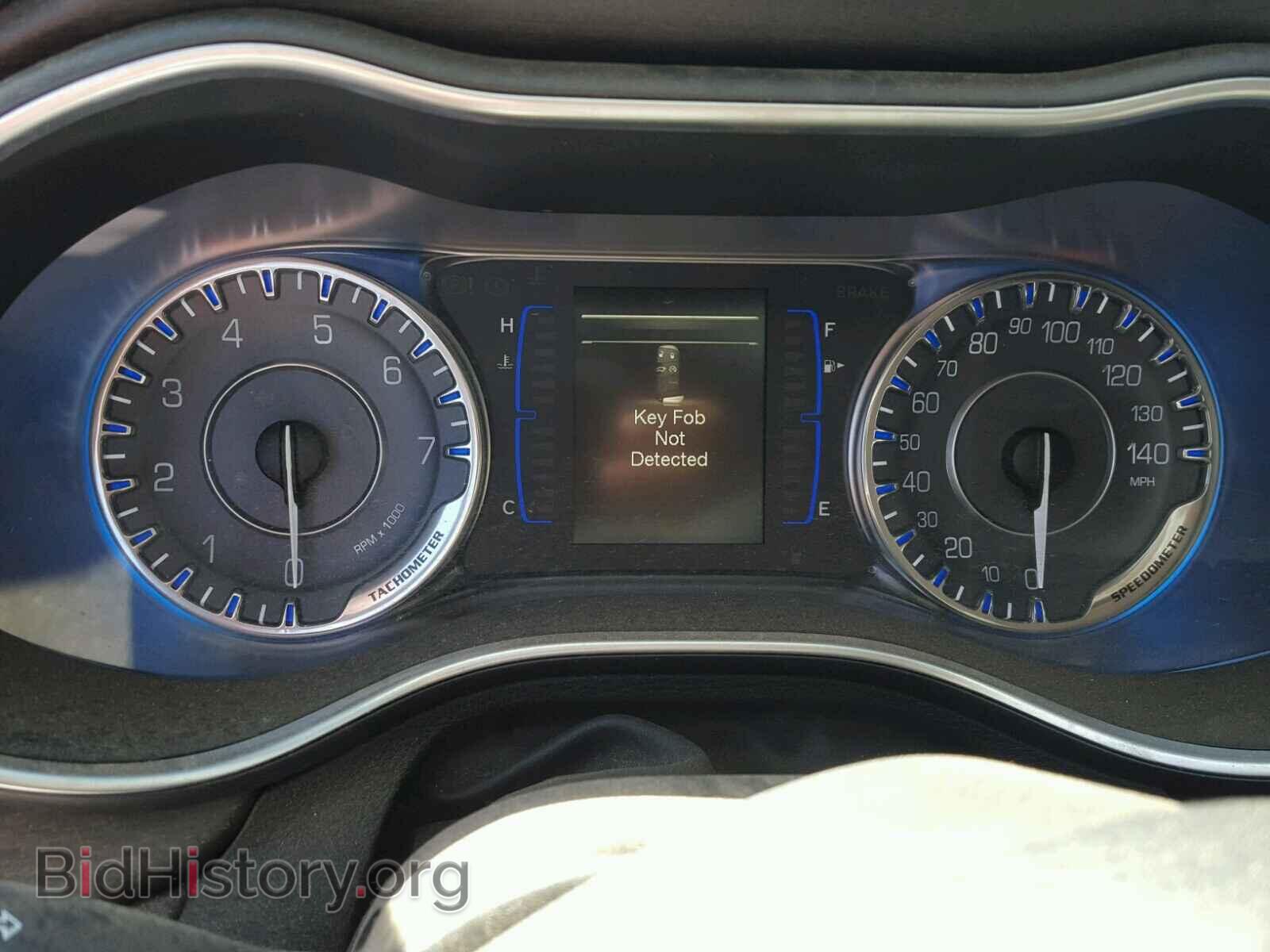 2016 CHRYSLER 200 - VIN: 1C3CCCAB2GN123953 - Photo 8