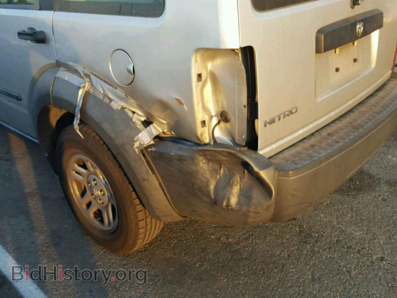 2008 Dodge NITRO (VIN 1D8GT28K98W274623) — photo 9 of 10