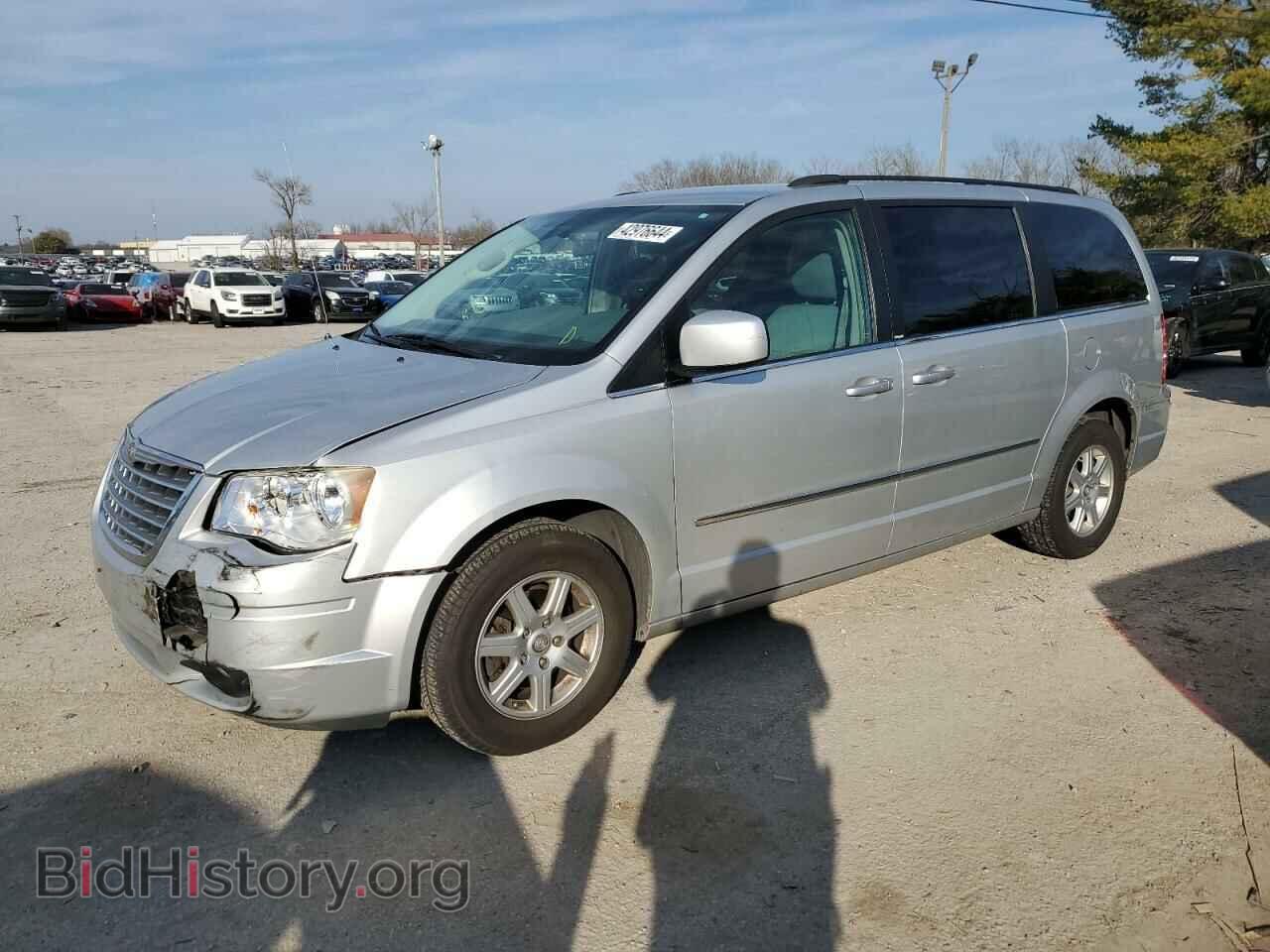 Photo 2A4RR5D12AR214843 - CHRYSLER MINIVAN 2010