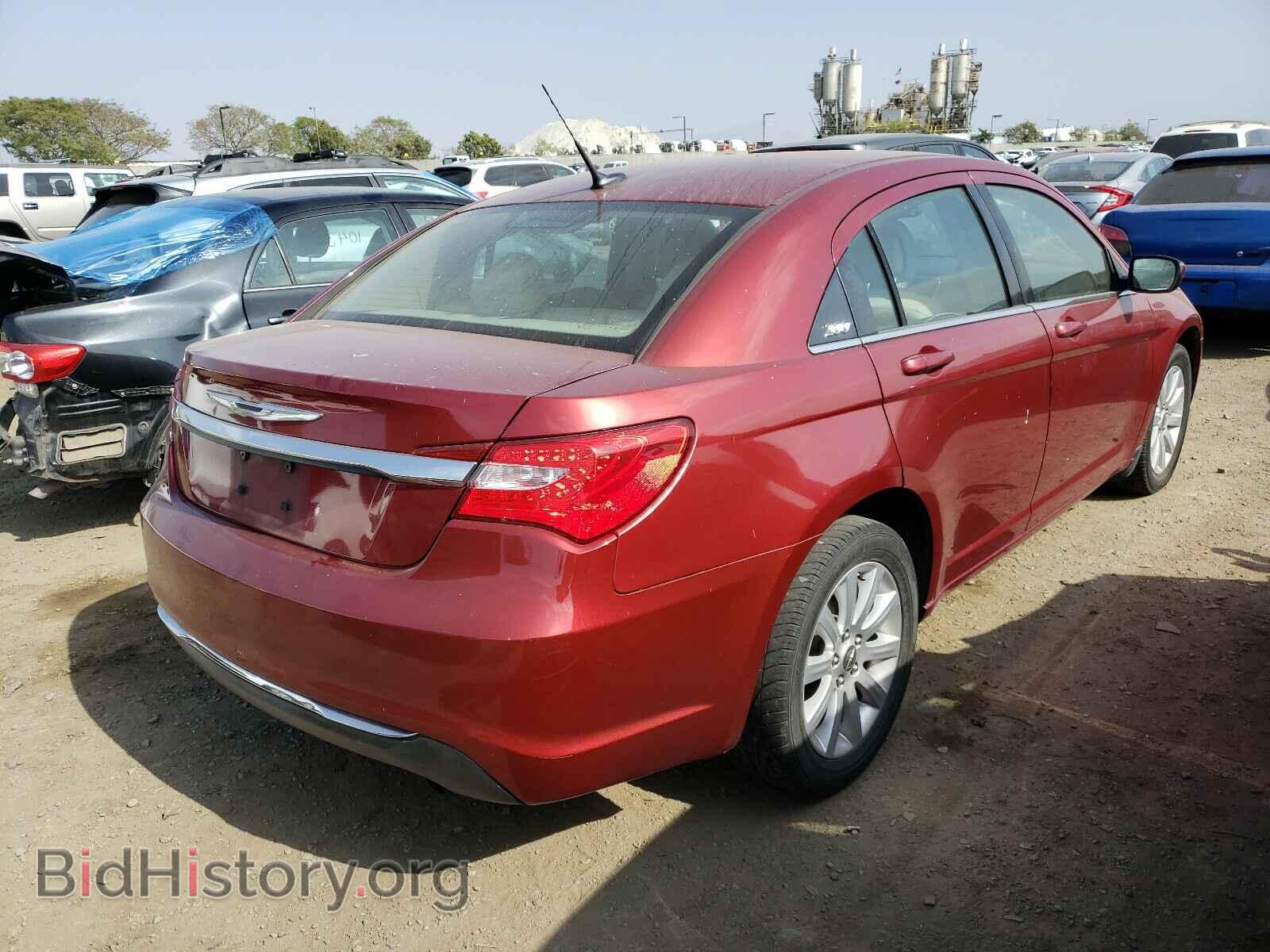 2011 CHRYSLER 200 - VIN: 1C3BC1FB2BN537946 - Фото 4
