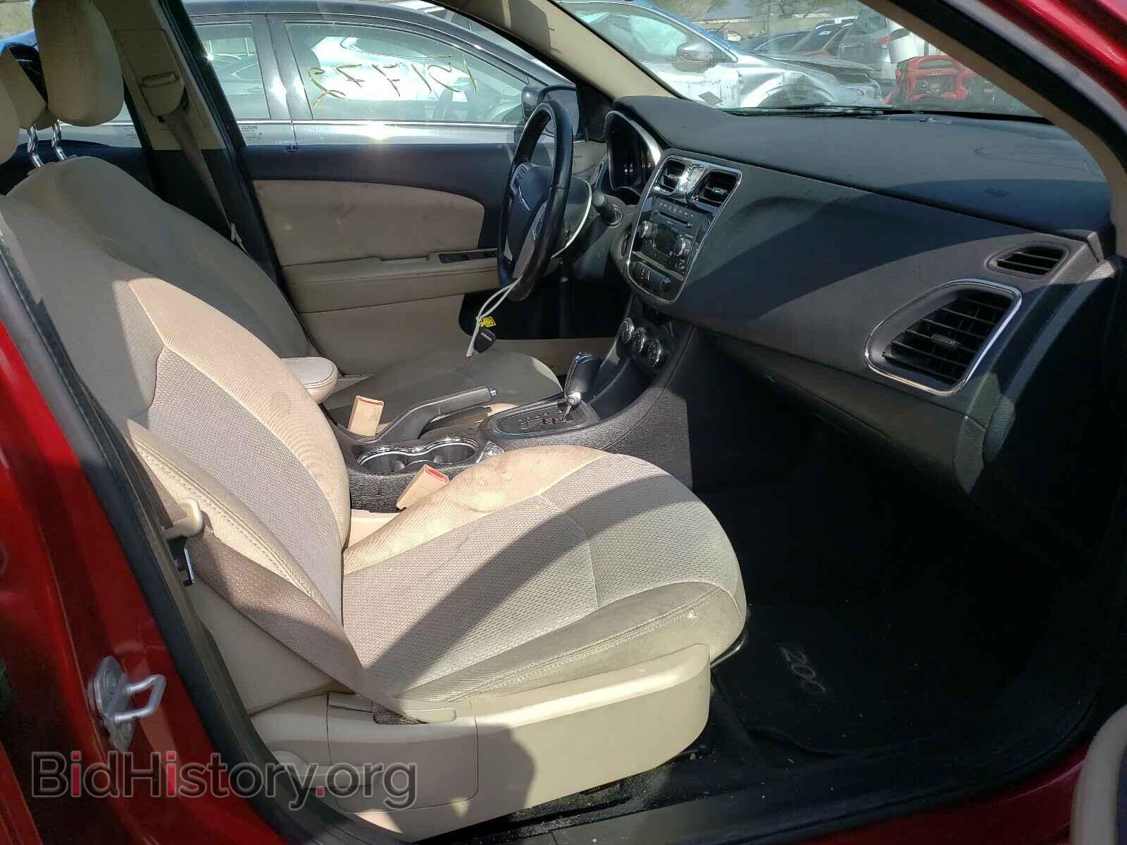 2011 CHRYSLER 200 - VIN: 1C3BC1FB2BN537946 - Фото 5