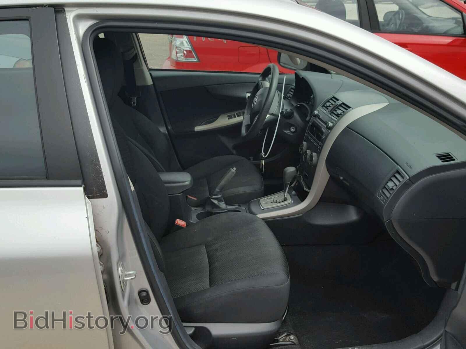 Photo 2T1BU4EE5BC586633 - TOYOTA COROLLA 2011