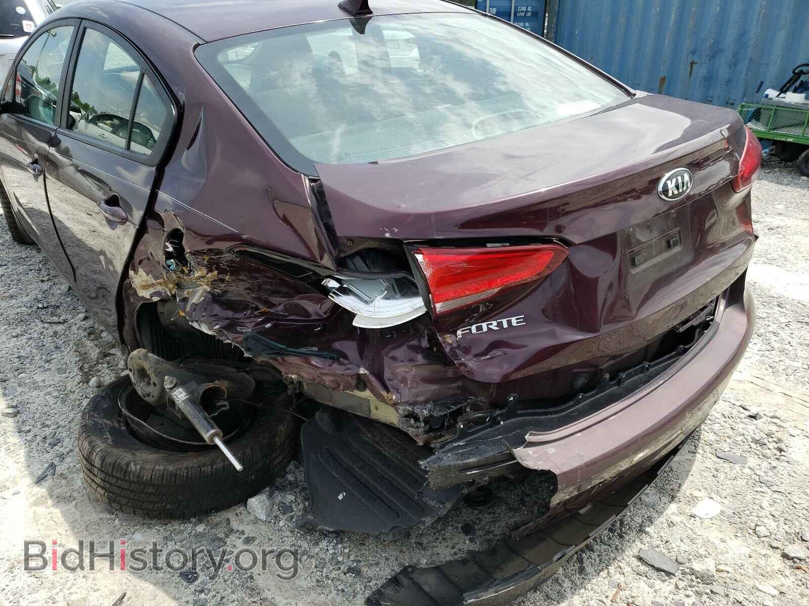2017 KIA FORTE - VIN: 3KPFK4A72HE158351 - Фото 9