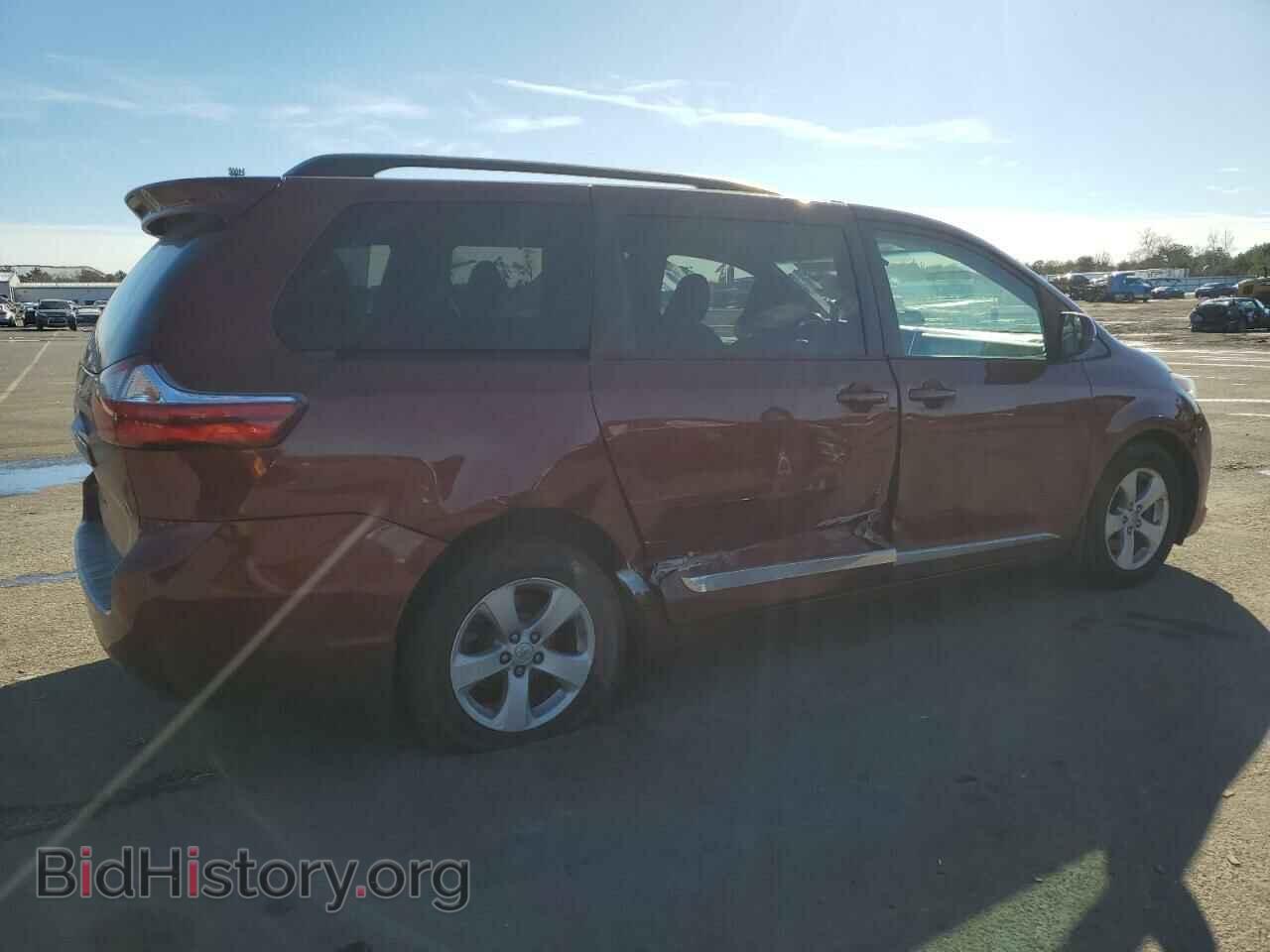 2017 TOYOTA All Models - VIN: 5TDKZ3DC4HS806307 - Фото 3