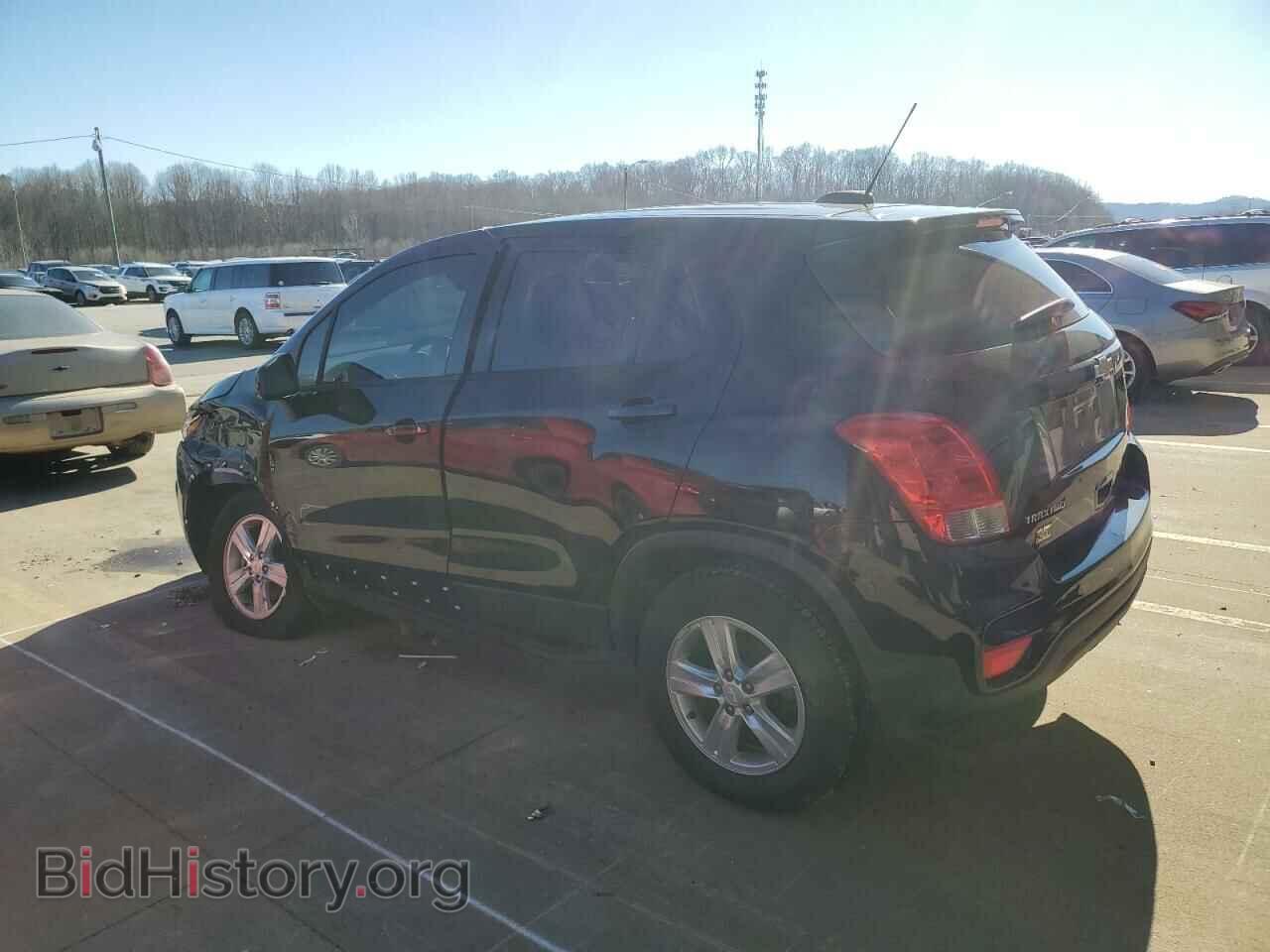 2019 CHEVROLET TRAX - VIN: 3GNCJNSB5KL230300 - Фото 2