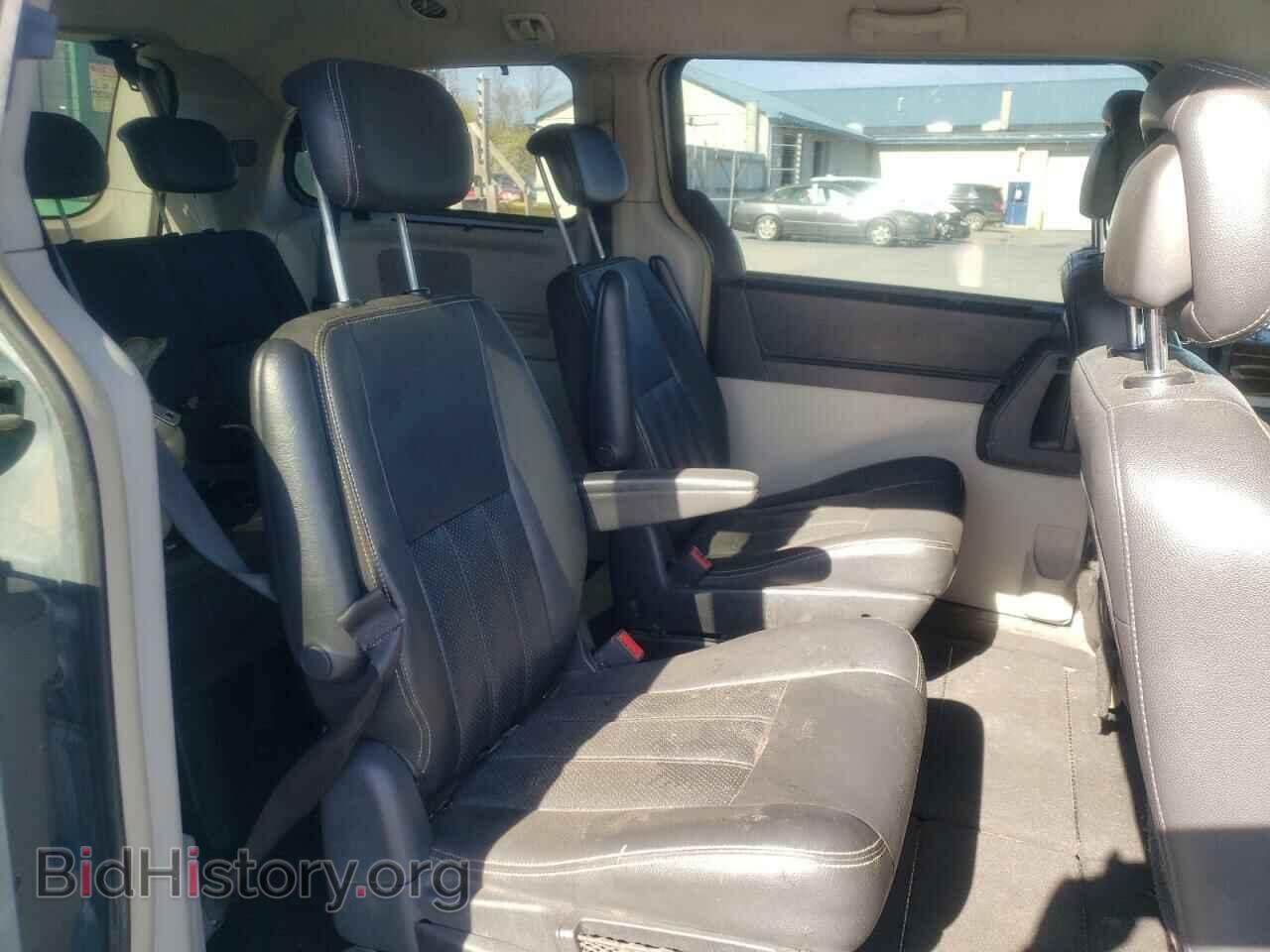 2010 CHRYSLER MINIVAN - VIN: 2A4RR8D14AR481015 - Photo 6