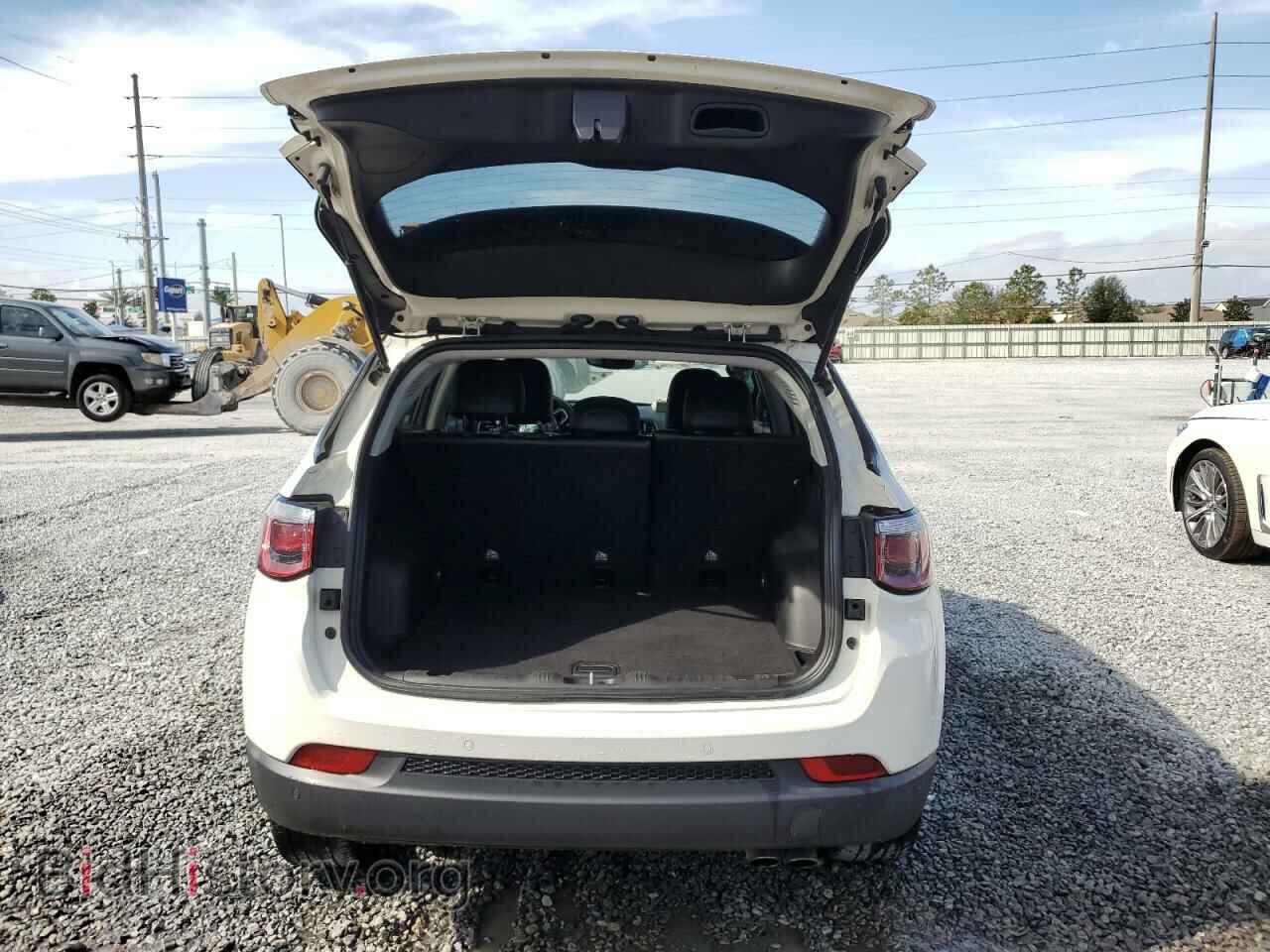 2019 JEEP COMPASS - VIN: 3C4NJCBB1KT652487 - Фото 6