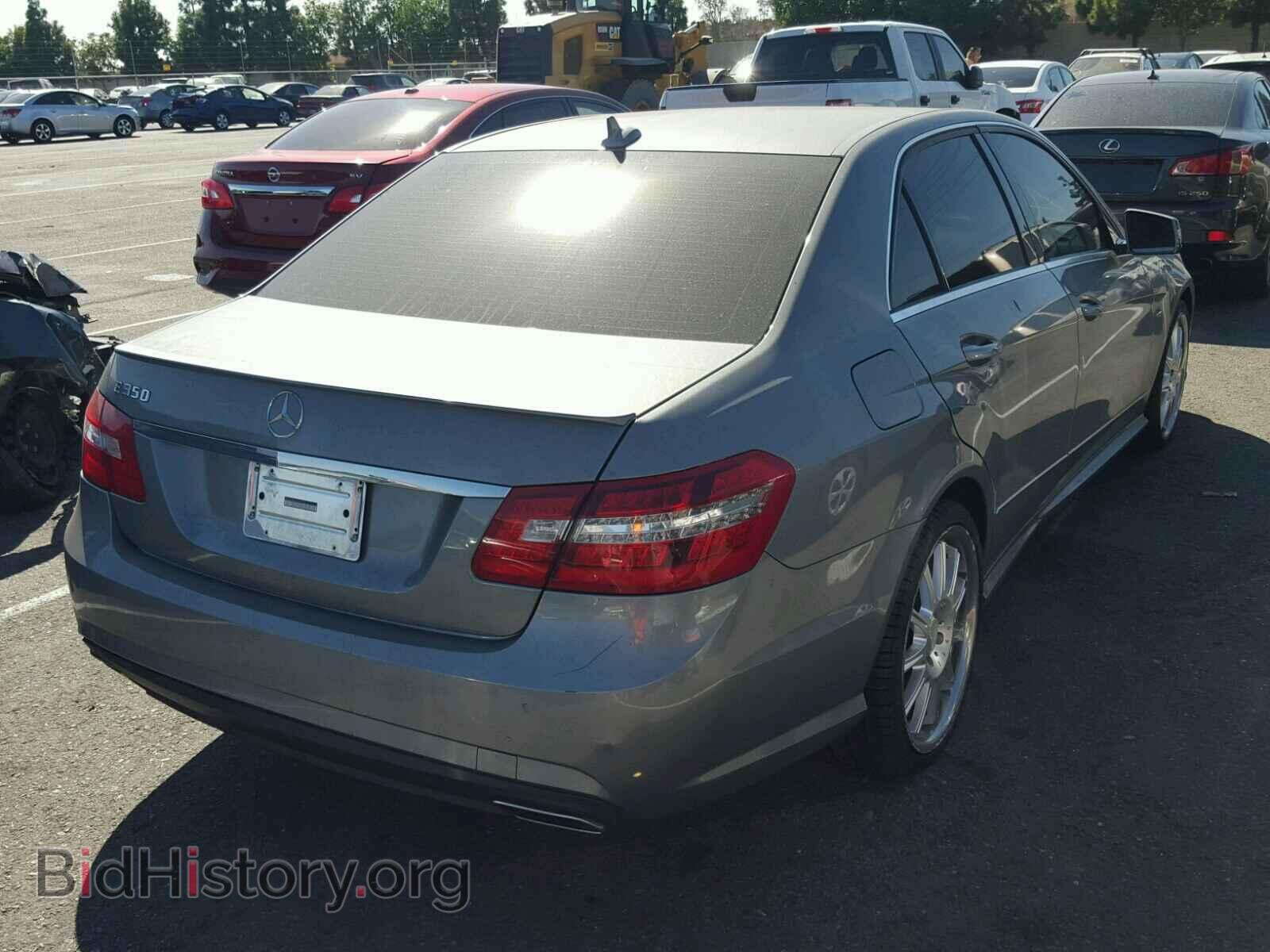 2012 MERCEDES-BENZ E 350 - VIN: WDDHF5KB9CA657381 - Photo 4