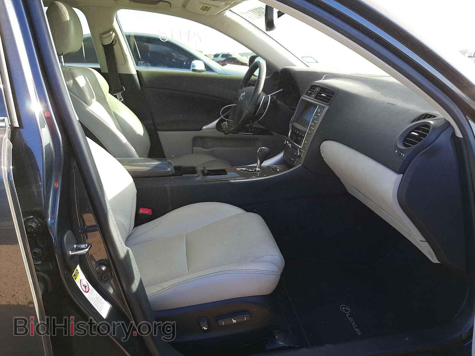 2010 LEXUS IS - VIN: JTHBF5C24A2099279 - Photo 5