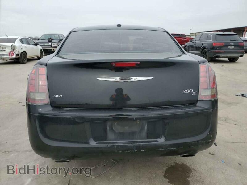 2014 Chrysler 300 (VIN 2C3CCAGG7EH357258) — photo 6 of 12