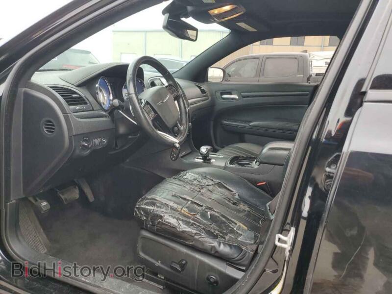 2014 Chrysler 300 (VIN 2C3CCAGG7EH357258) — photo 7 of 12