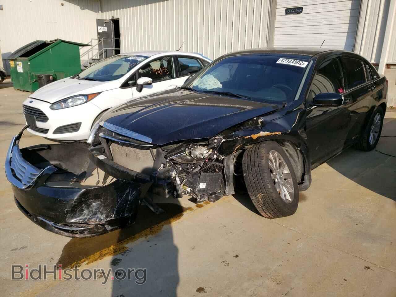 2013 CHRYSLER 200 - VIN: 1C3CCBBB3DN699863 - Фото 2