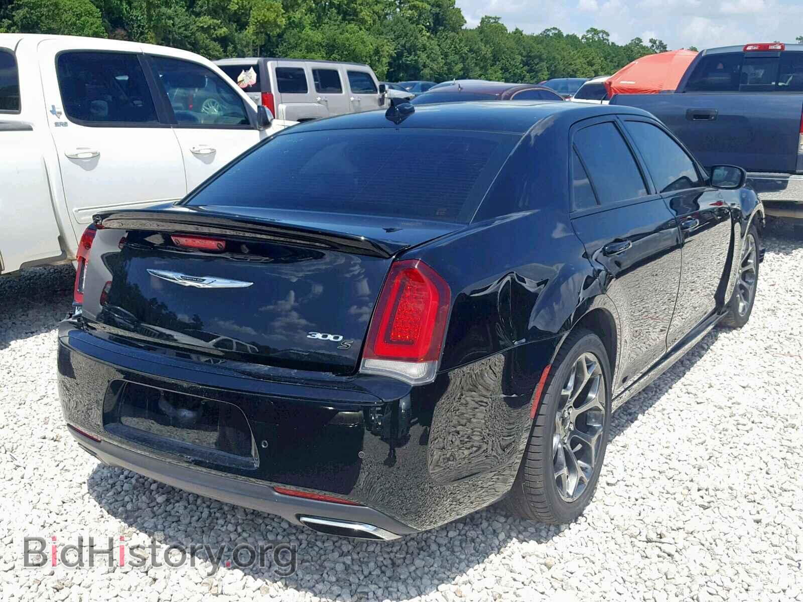 2017 CHRYSLER 300 - VIN: 2C3CCABT3HH647389 - Фото 4