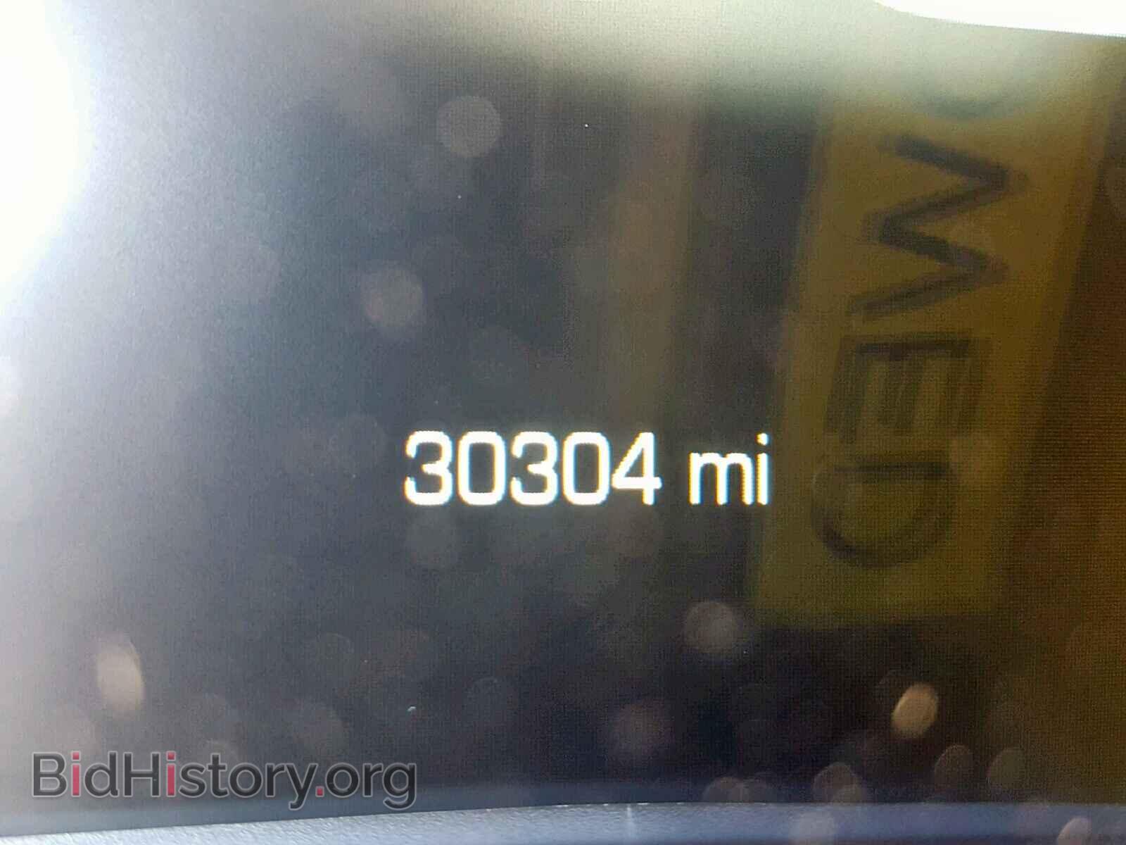2017 CHRYSLER 300 - VIN: 2C3CCABT3HH647389 - Фото 8