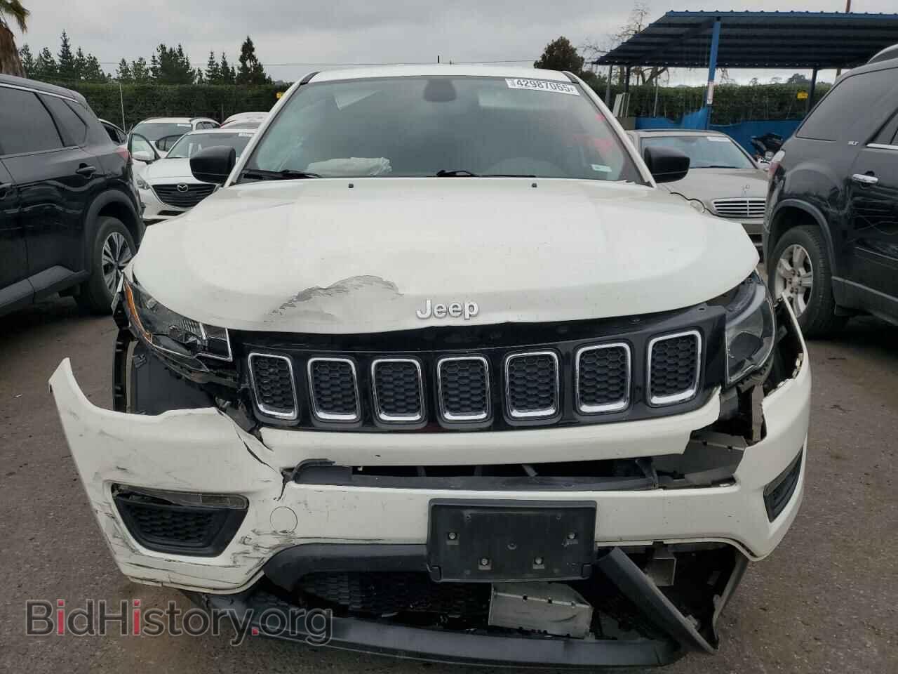 2018 JEEP COMPASS - VIN: 3C4NJCAB7JT488257 - Фото 5