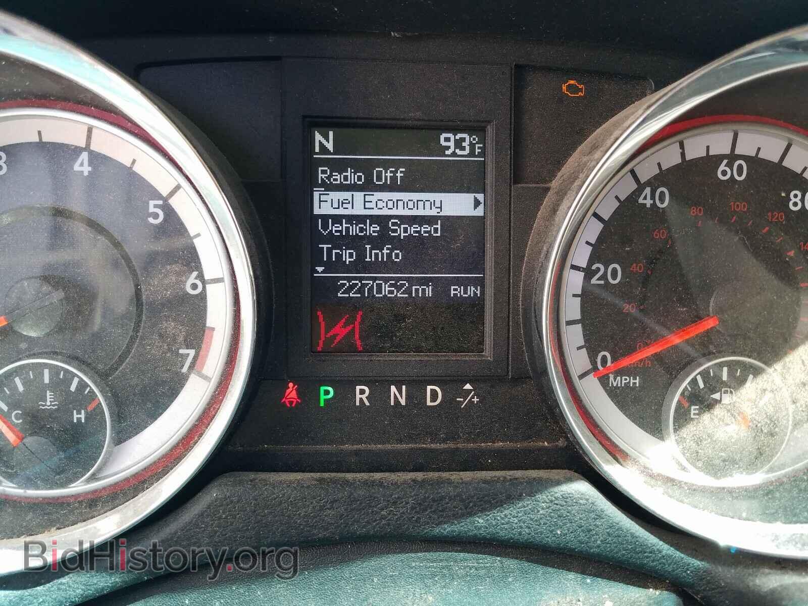 2011 DODGE CARAVAN - VIN: 2D4RN5DG0BR678725 - Photo 8
