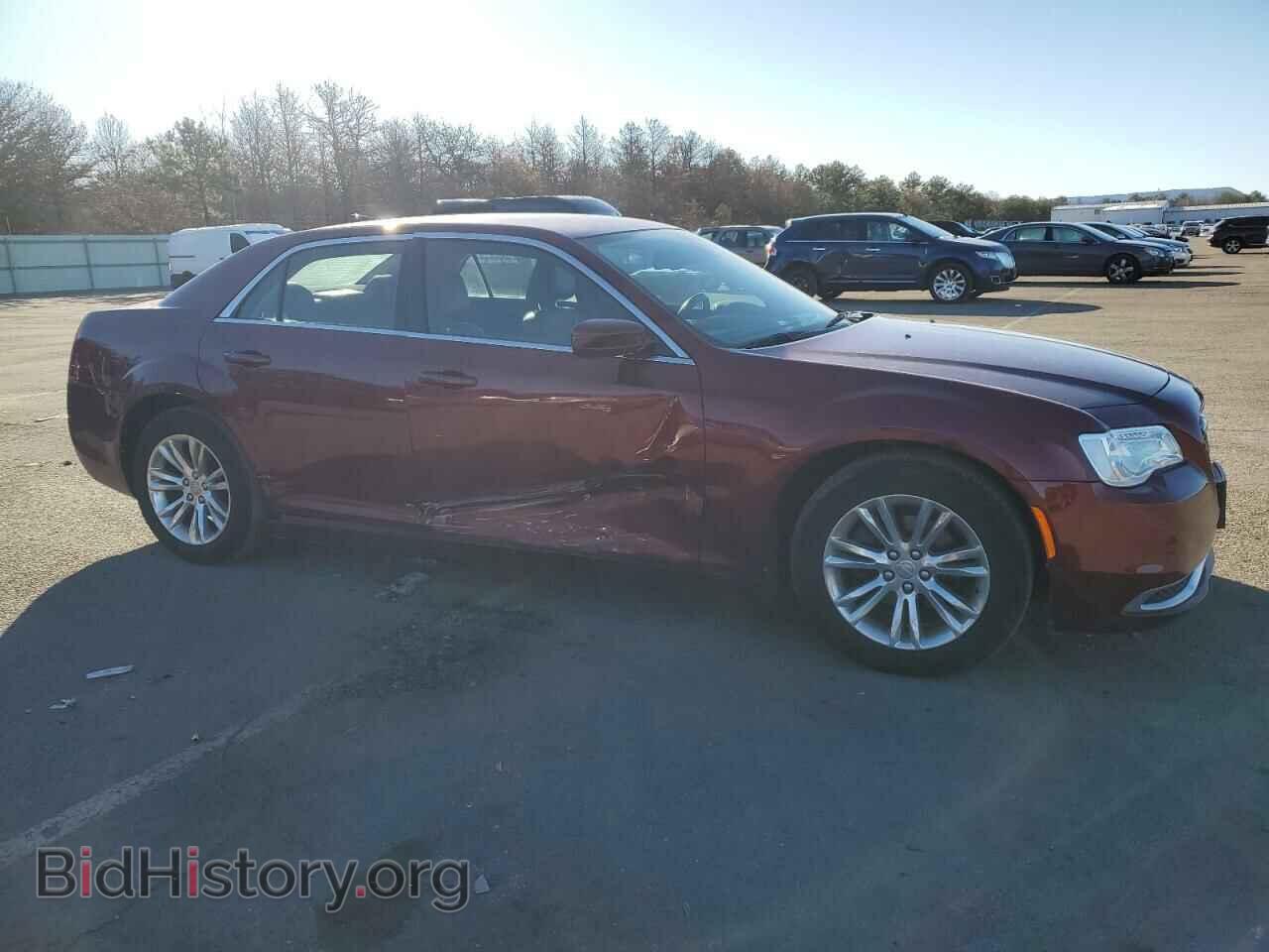2018 CHRYSLER 300 - VIN: 2C3CCAAG1JH152649 - Фото 4