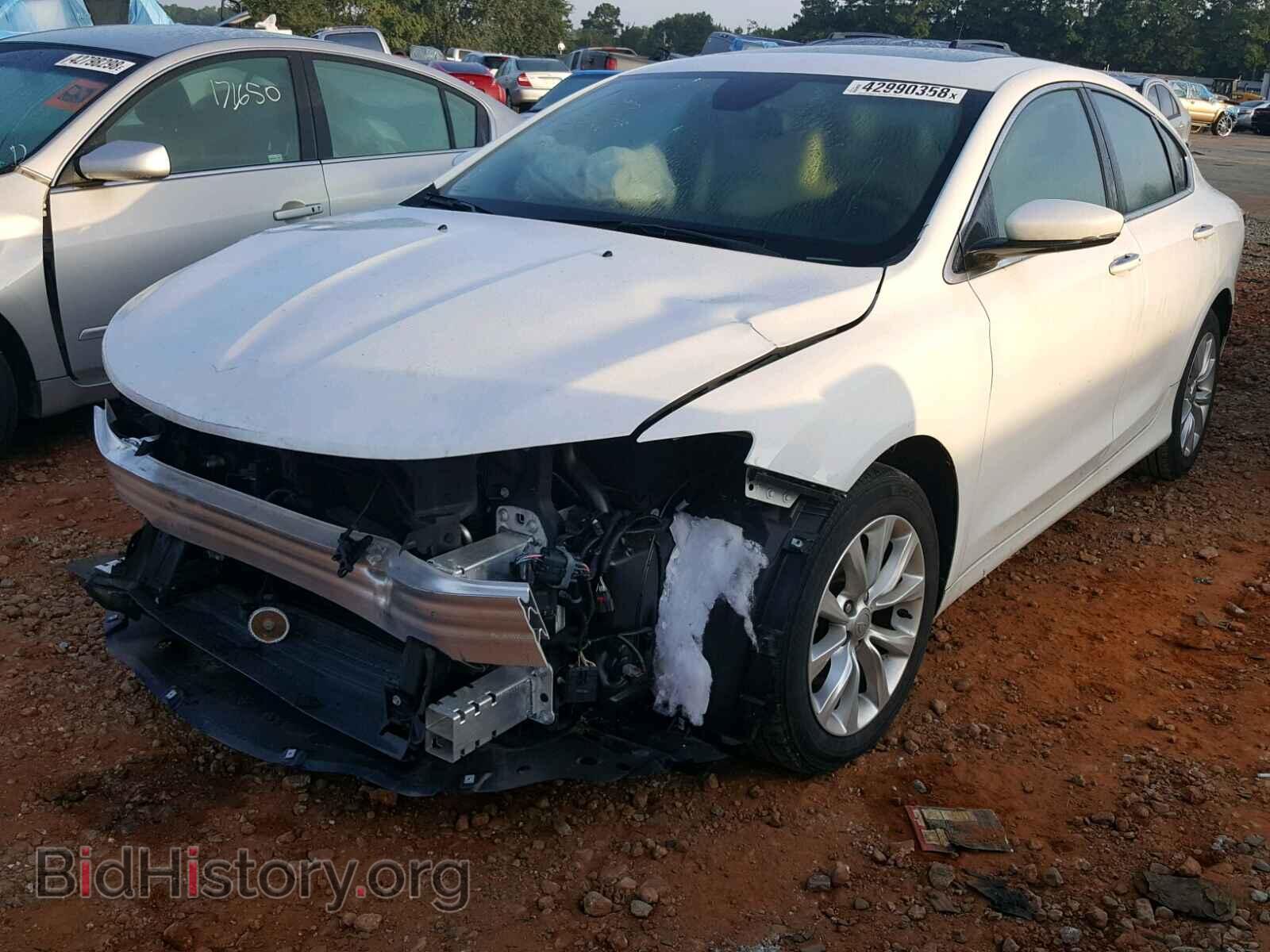 2016 CHRYSLER 200 - VIN: 1C3CCCCBXGN100188 - Фото 2