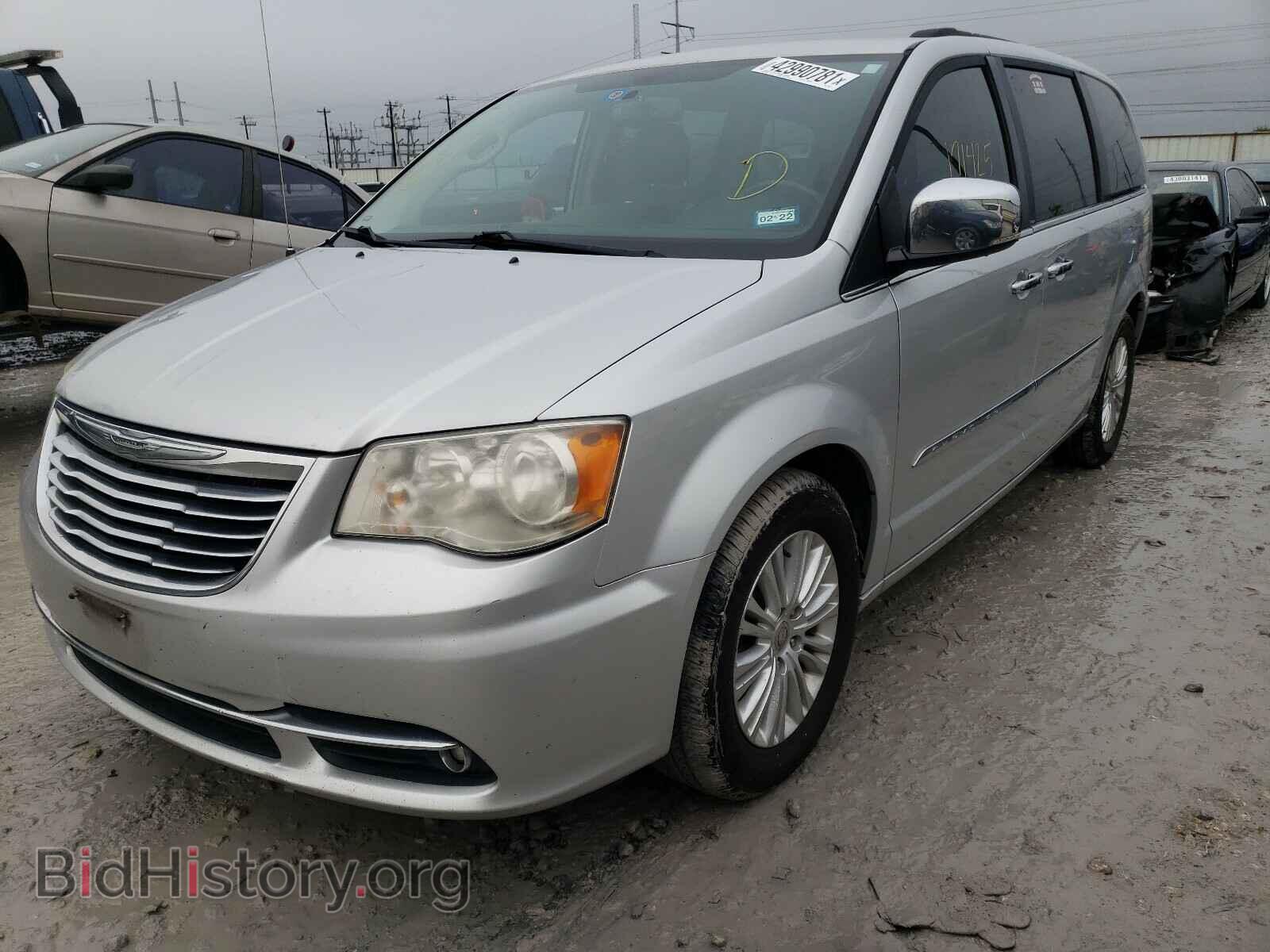 2012 CHRYSLER MINIVAN - VIN: 2C4RC1CG2CR245681 - Фото 2