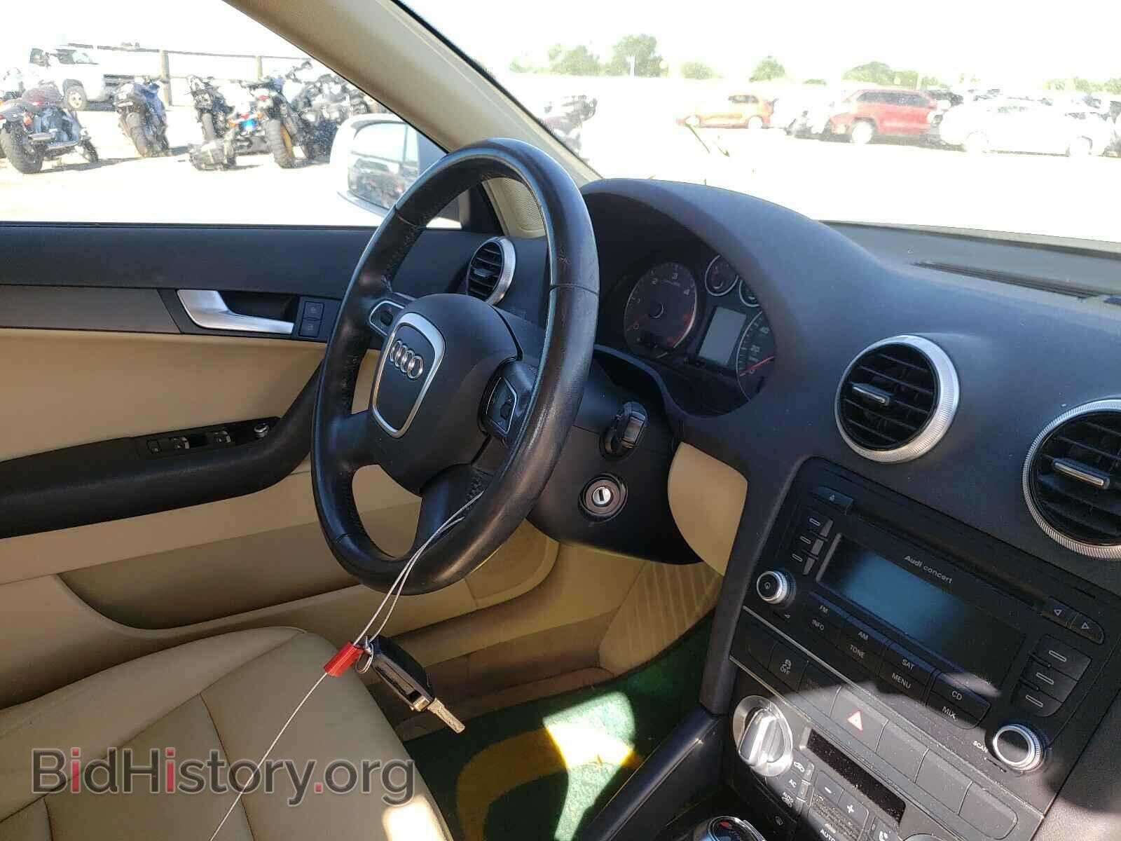 2011 AUDI A3 - VIN: WAUBJBFM8BA045659 - Фото 9