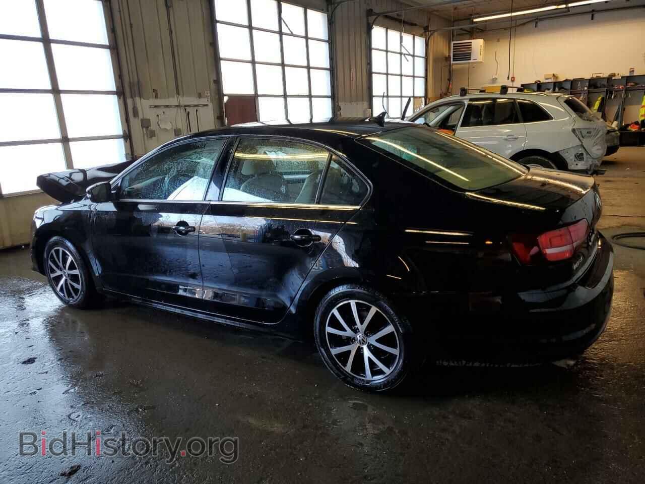 2017 VOLKSWAGEN JETTA - VIN: 3VWDB7AJ2HM282272 - Фото 2