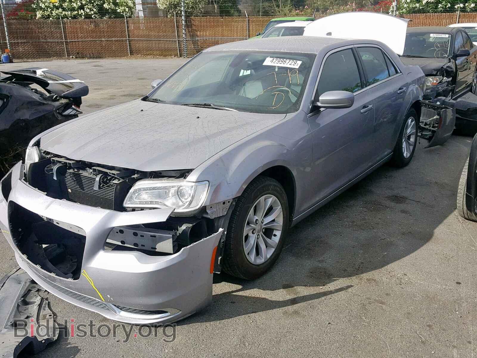 2015 CHRYSLER 300 - VIN: 2C3CCAAG6FH864274 - Фото 2