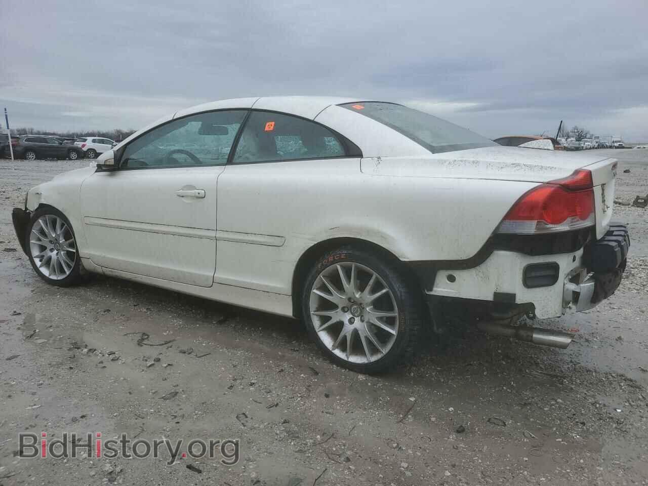 2007 VOLVO C70 - VIN: YV1MC68207J010463 - Фото 2