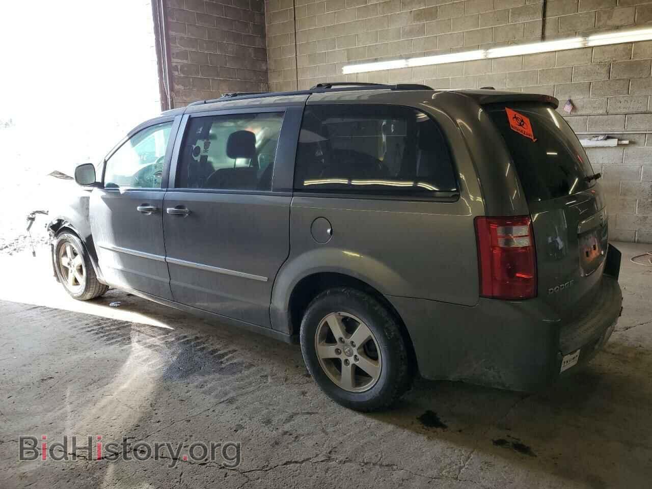 2010 DODGE CARAVAN - VIN: 2D4RN5D12AR389162 - Photo 2