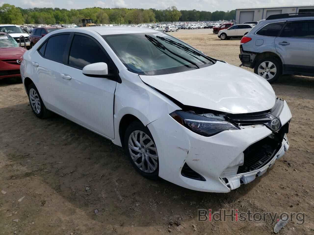 Фотография 5YFBURHE9HP679477 - TOYOTA COROLLA 2017