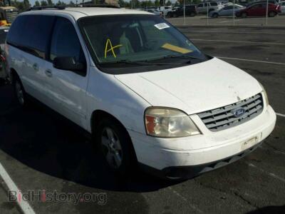 2004 Ford FREESTAR, белый — VIN 2FMZA57694BA70298, Copart