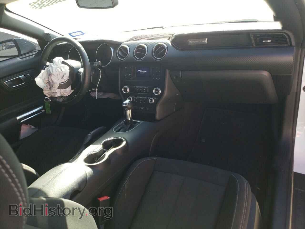 2019 FORD MUSTANG - VIN: 1FA6P8TH2K5123073 - Фото 8