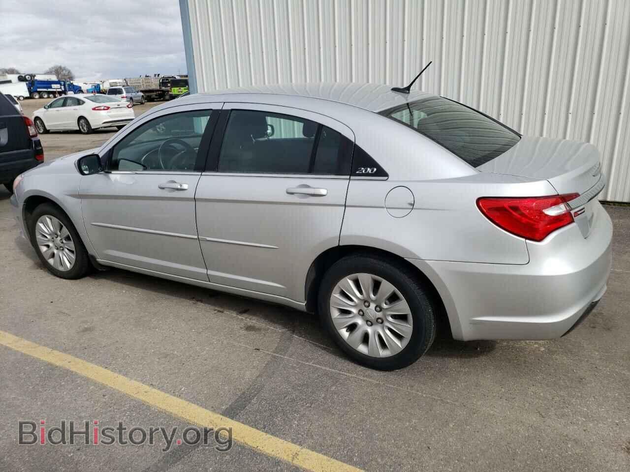 2012 CHRYSLER 200 - VIN: 1C3CCBAB3CN248335 - Фото 2