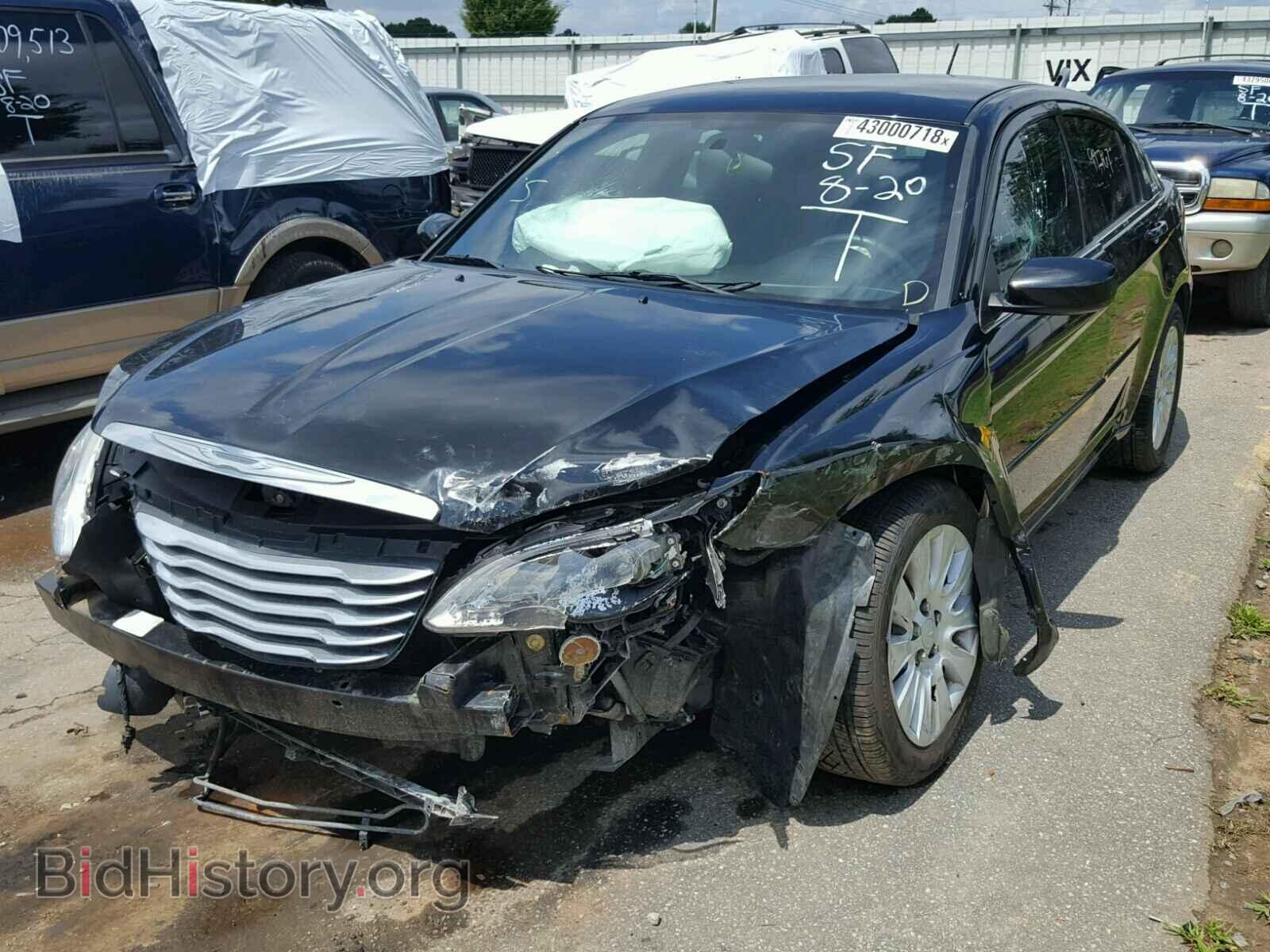 2012 CHRYSLER 200 - VIN: 1C3CCBAB8CN158033 - Фото 2