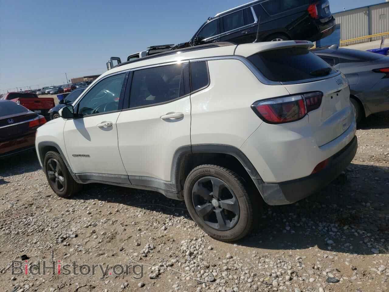 2018 JEEP COMPASS - VIN: 3C4NJCBB6JT411930 - Photo 2
