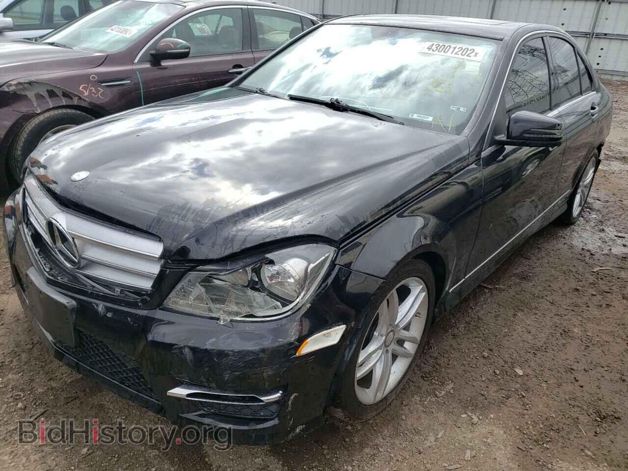 2012 MERCEDES-BENZ C-CLASS - VIN: WDDGF8BB6CA714357 - Фото 2