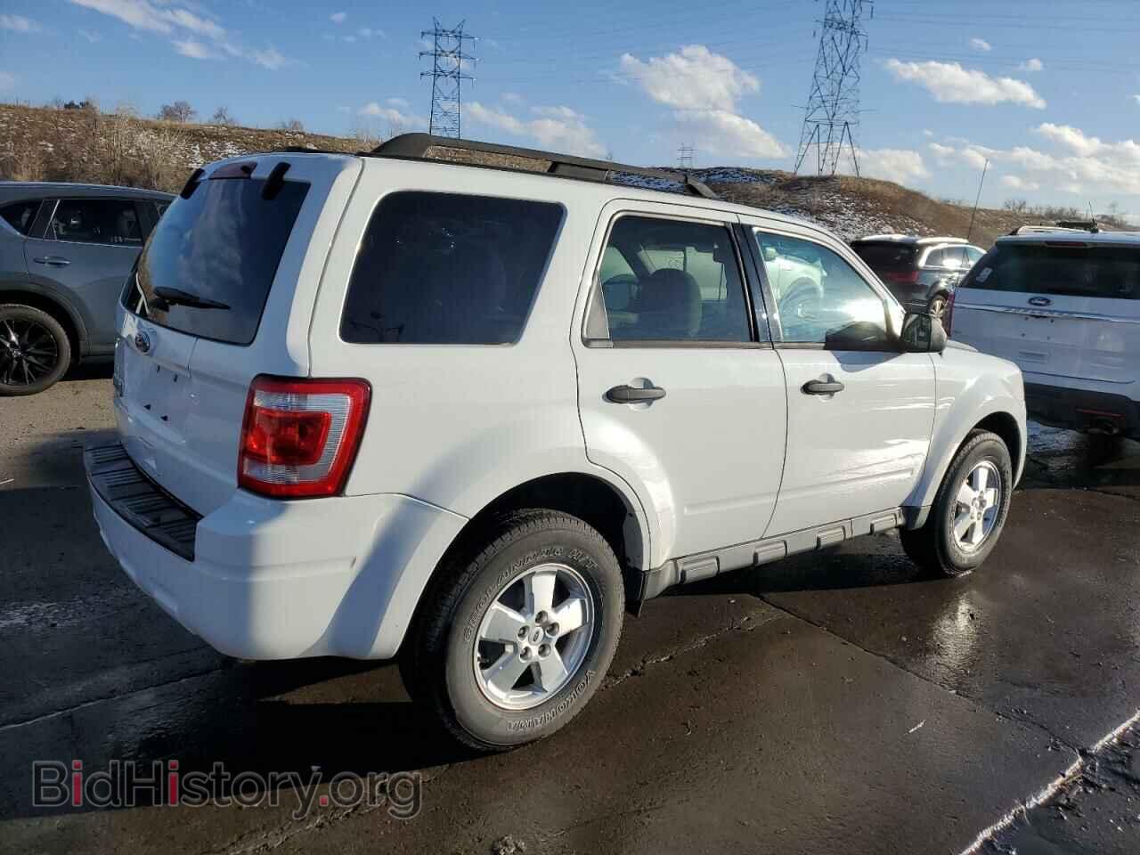 2011 FORD ESCAPE - VIN: 1FMCU9D77BKB26033 - Фото 3