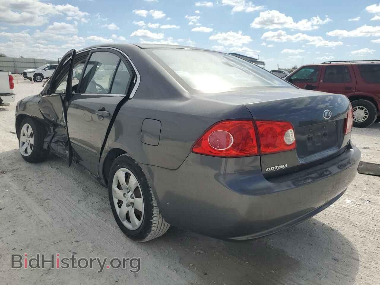 2008 KIA OPTIMA - VIN: KNAGE123285257377 - Фото 2