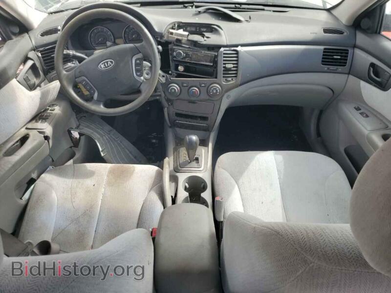 2008 Kia OPTIMA (VIN KNAGE123285257377) — фото 8 из 13