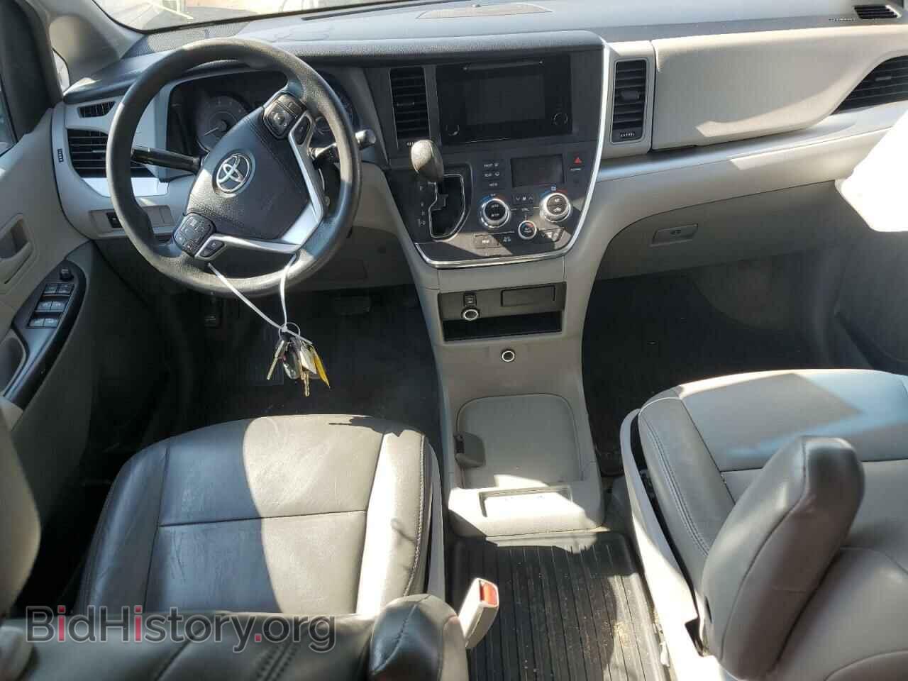 2017 TOYOTA All Models - VIN: 5TDZZ3DC8HS863611 - Фото 8