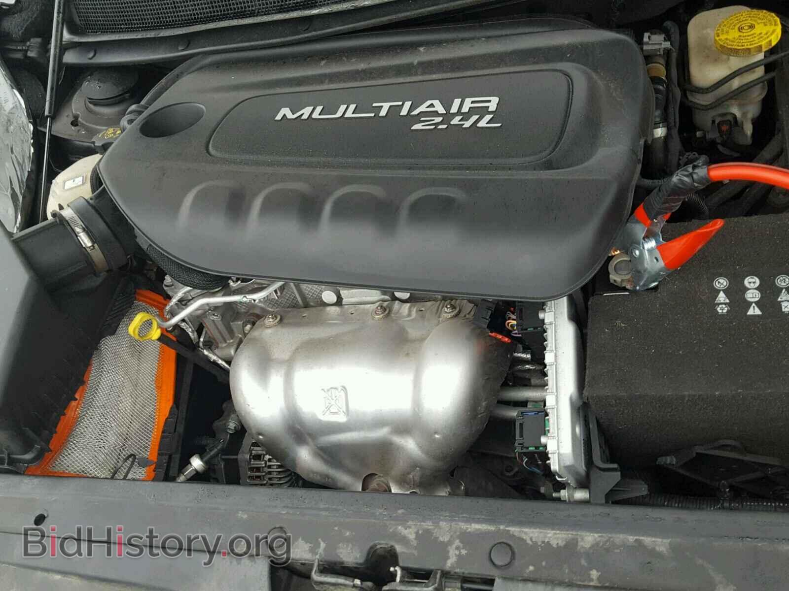 2016 CHRYSLER 200 - VIN: 1C3CCCAB7GN136309 - Фото 7