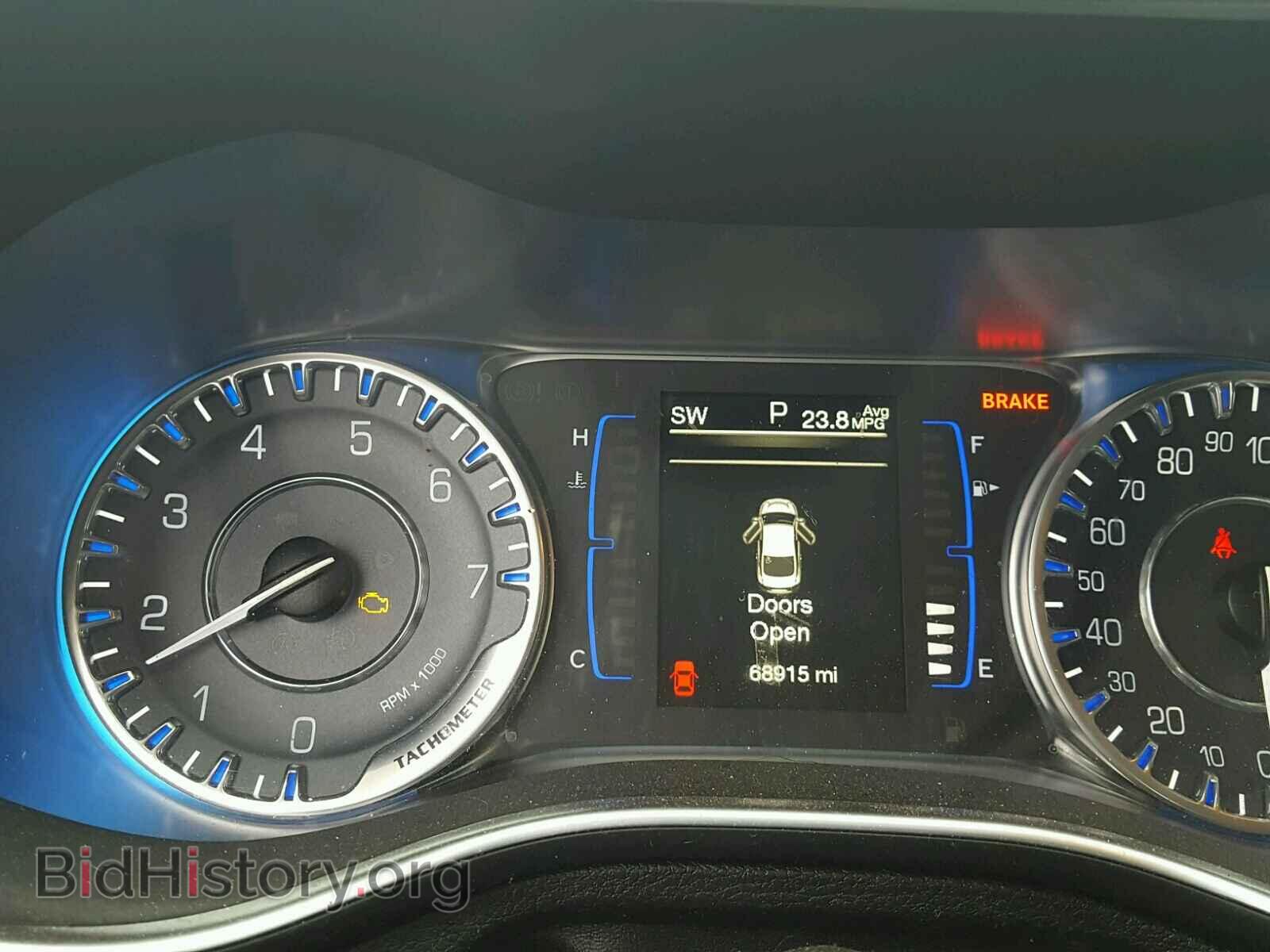 2016 CHRYSLER 200 - VIN: 1C3CCCAB7GN136309 - Фото 8