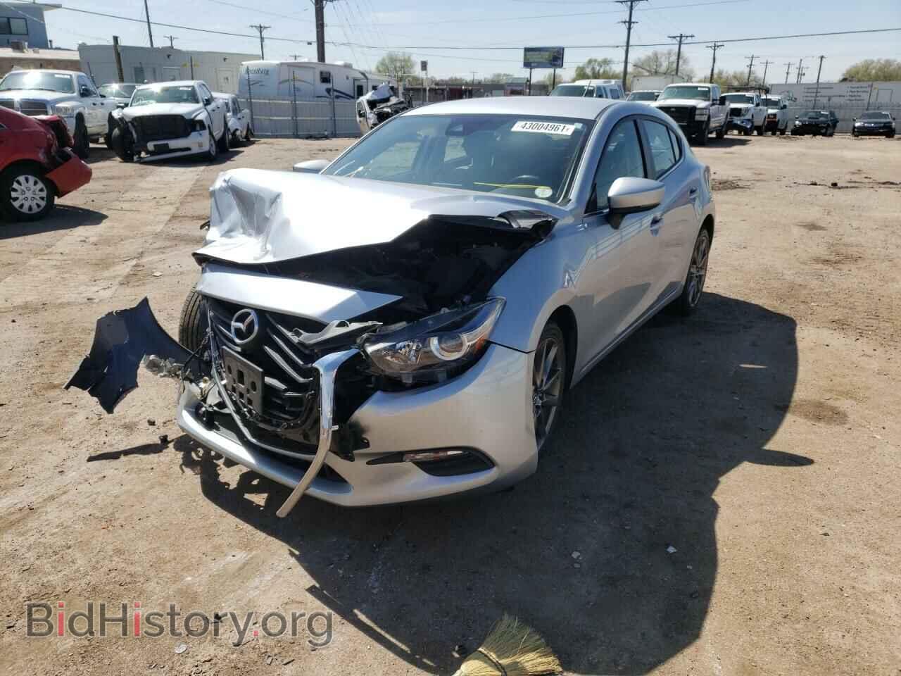2018 MAZDA 3 - VIN: 3MZBN1L30JM266538 - Фото 2