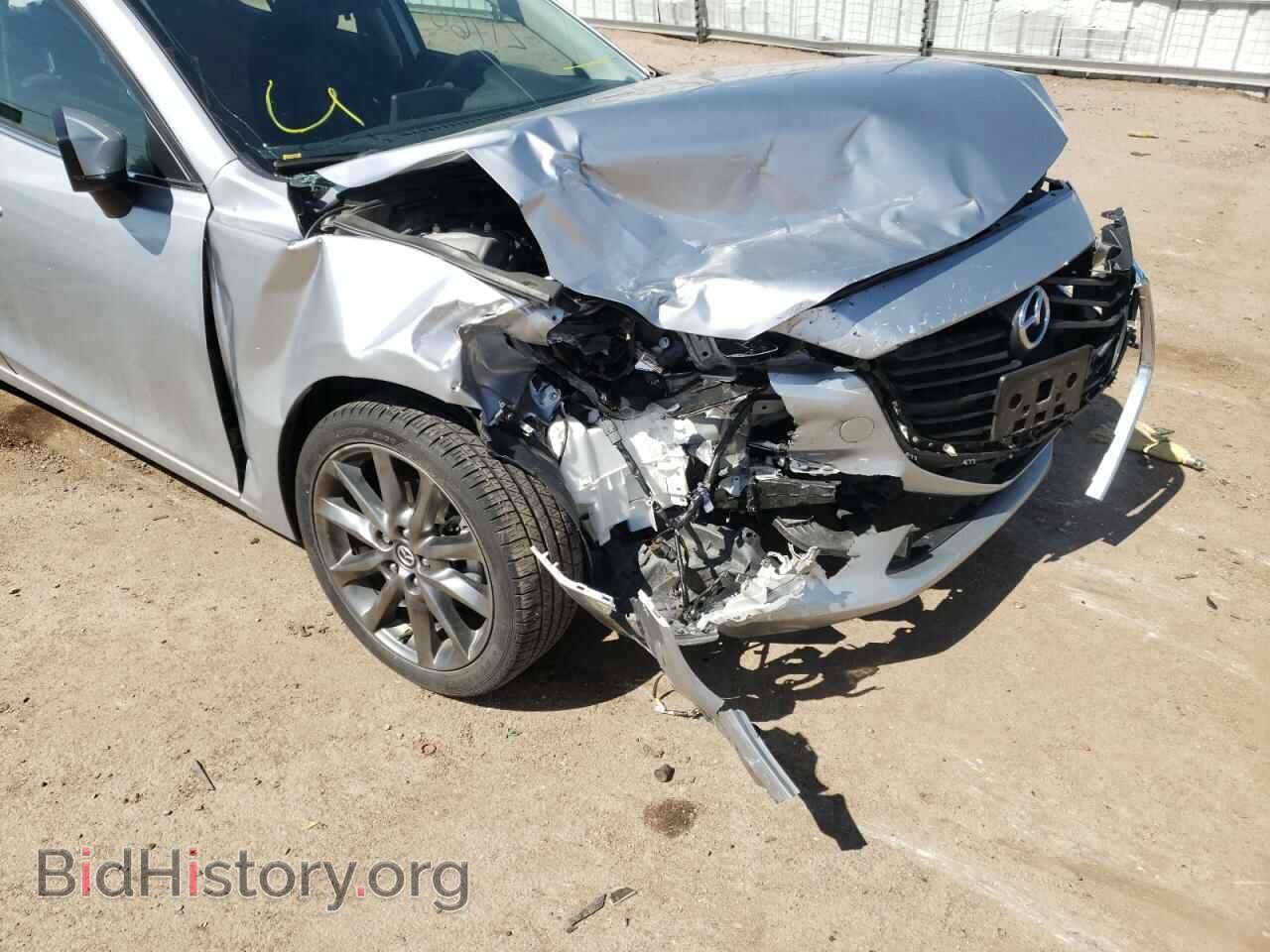 2018 MAZDA 3 - VIN: 3MZBN1L30JM266538 - Фото 9