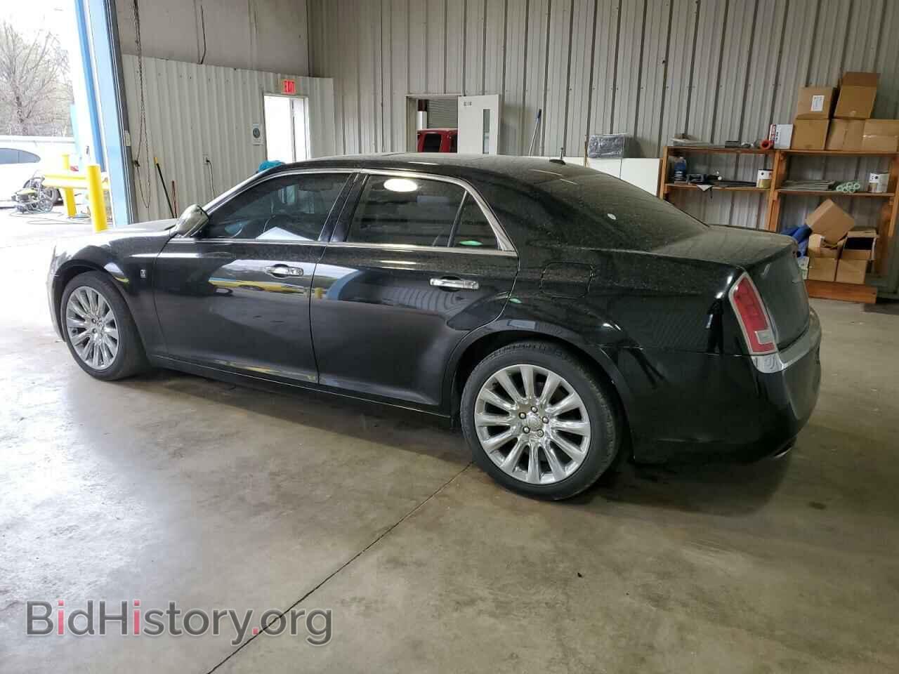 2013 CHRYSLER 300 - VIN: 2C3CCAAG7DH739913 - Фото 2