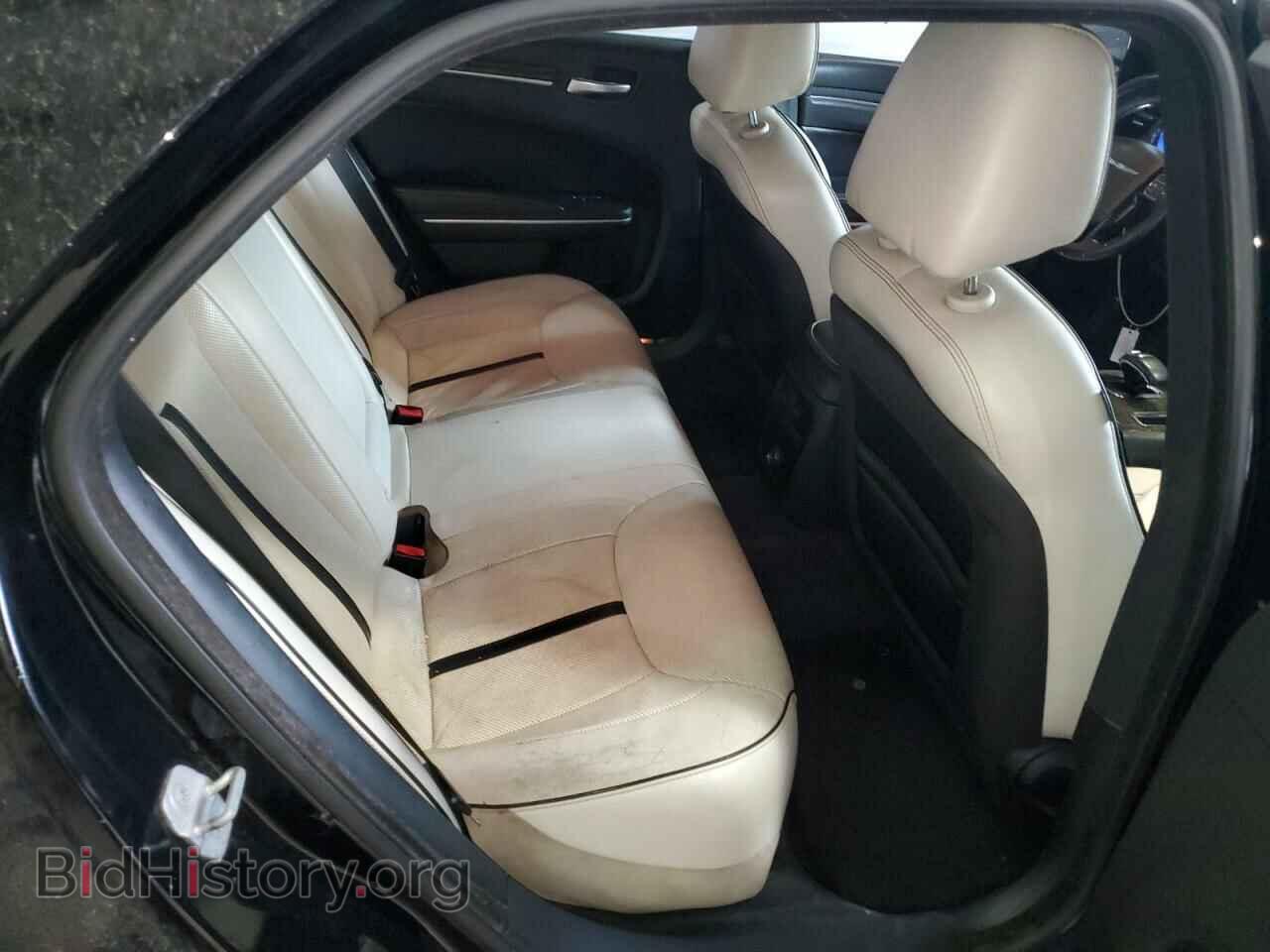 2013 CHRYSLER 300 - VIN: 2C3CCAAG7DH739913 - Фото 10