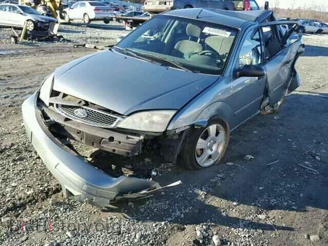2005 FORD FOCUS - VIN: 1FAHP34N35W151981 - Фото 2