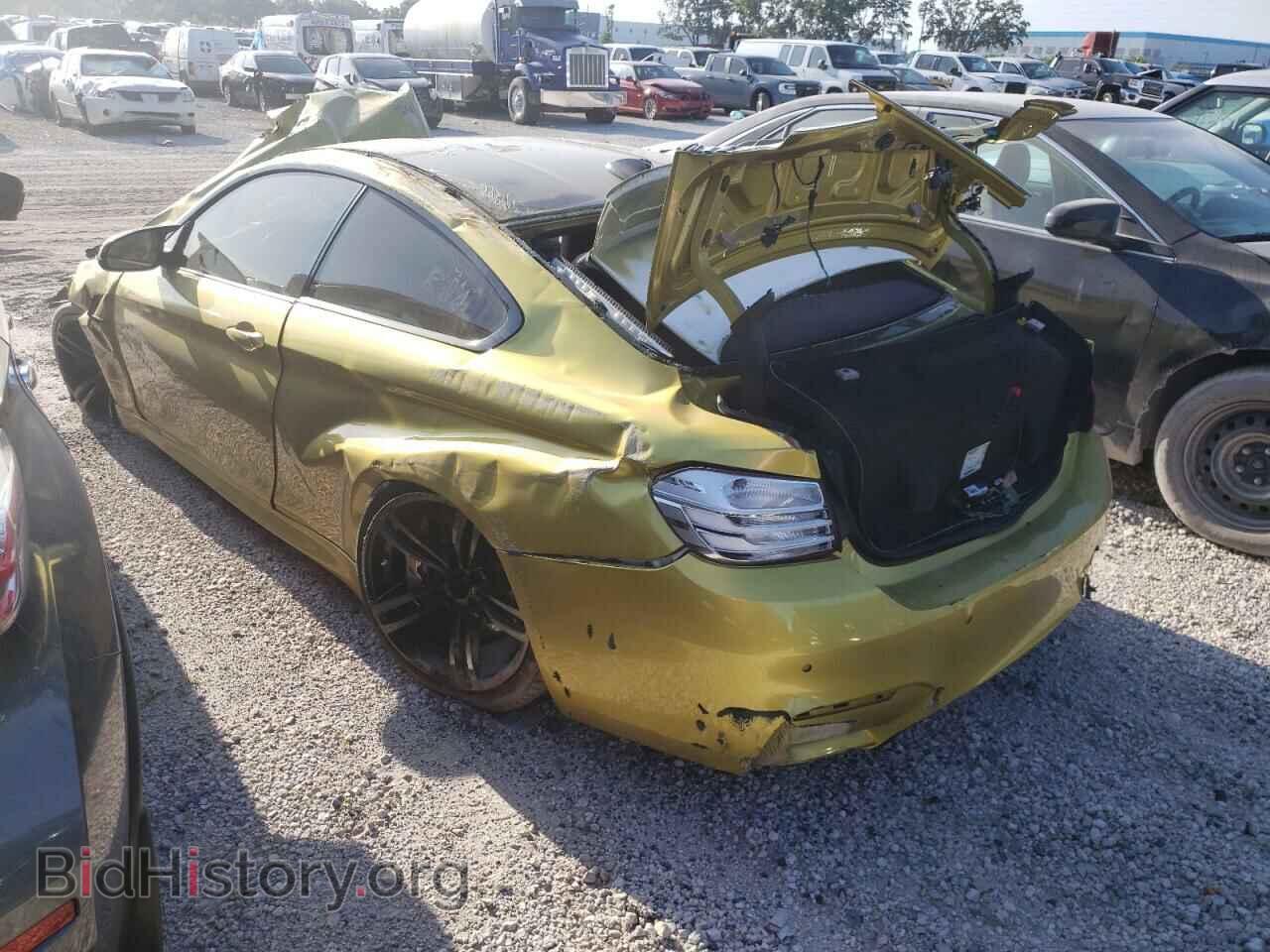 2015 BMW M4 - VIN: WBS3R9C59FK329154 - Фото 3
